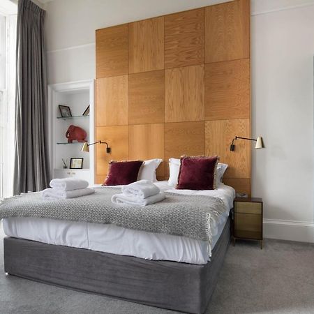 Magnificent Georgian 3-Bedroom Apartment In New Town EDI Exterior foto